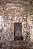 Khajuraho - Matangesvara temple - the Shiva lingam 